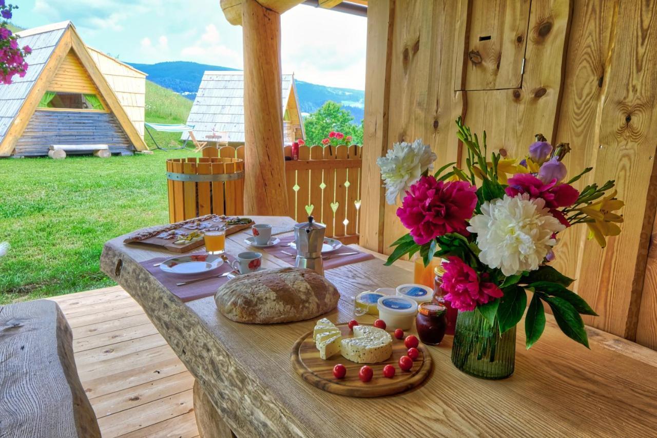 Glamping Brodej Hotel Vitanje Exterior foto